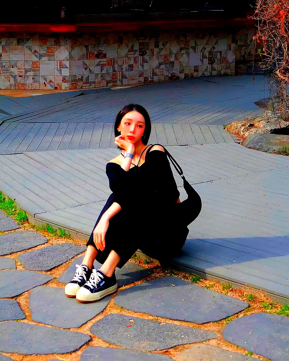 론네바이론 사라백 유럽여행가방 핸드폰 여권 가방 여행용 반달 크로스 슬링 백 이미지 3 론네바이론 사라백 유럽여행가방 핸드폰 여권 가방 여행용 반달 크로스 슬링 백 이미지 3